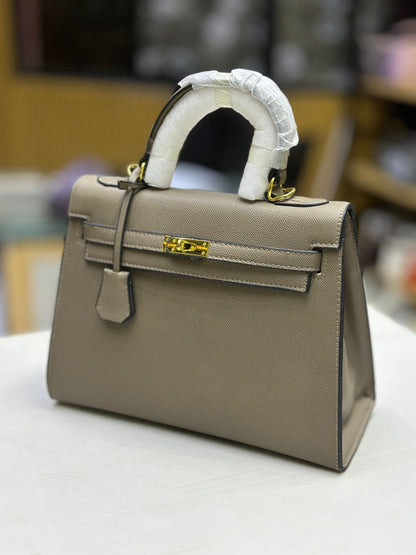 HERMÈS – Women Bag 🇫🇷 (Khakhi)