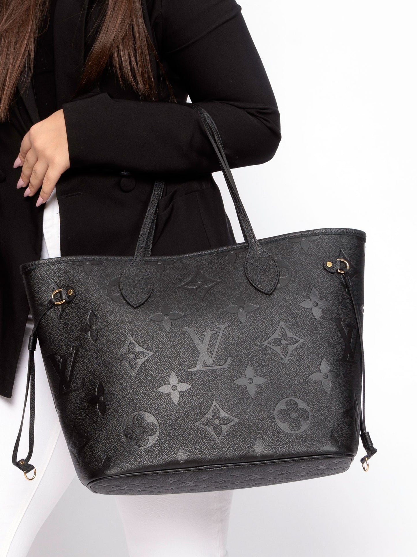 L-O-U-I-S V-U-I-T-T-O-N Neverfull MM Women Bag – Classic Edition (Black)