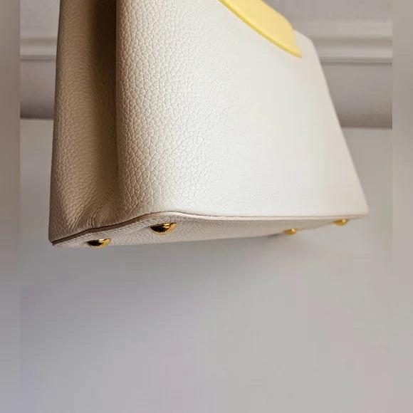 LOUIS VUITTON Capucines-Inspired – Luxurious Leather Handbag (Beige/Yellow)