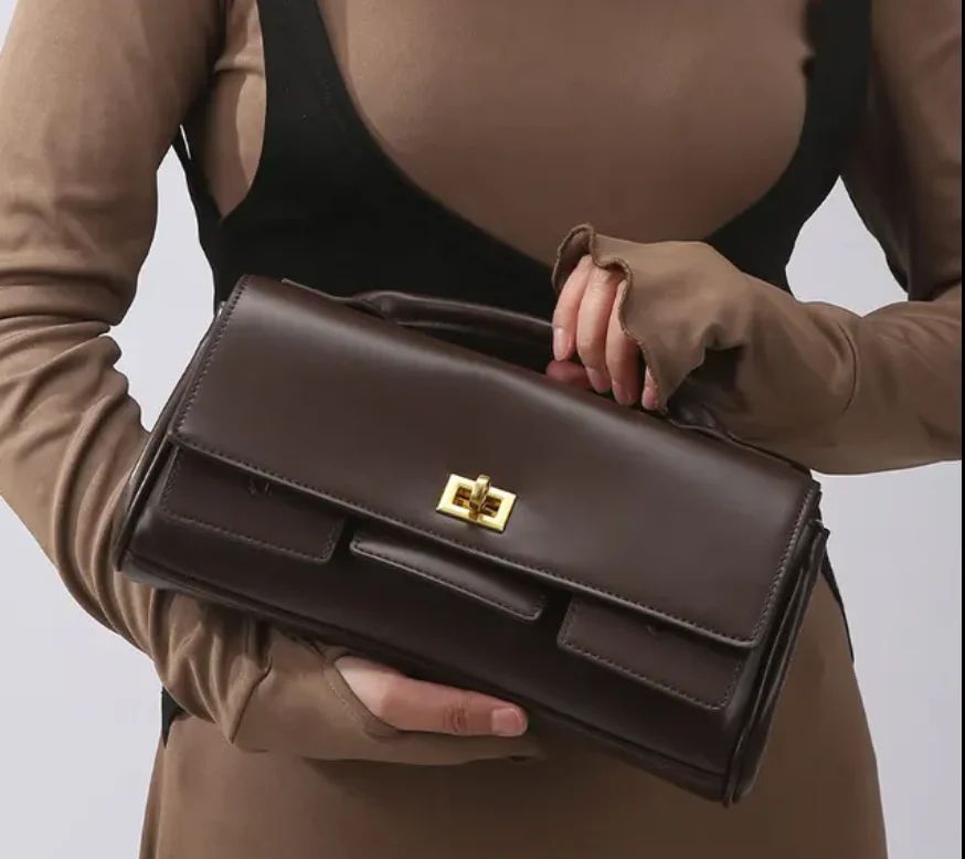 BALENCIAGA BEL AIR – Women Shoulder Bag (Maroon)