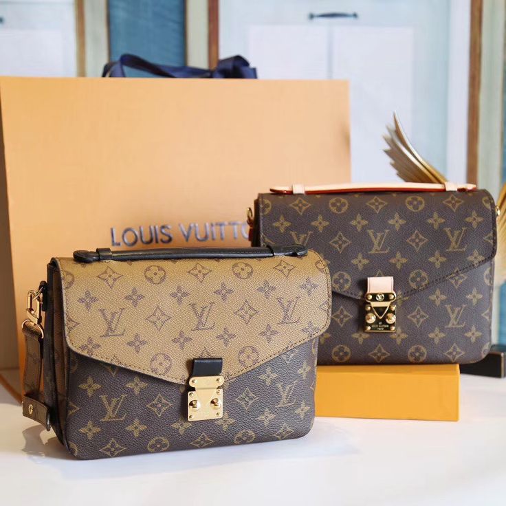 LOUIS VUITTON – Luxury Leather Women Bag (Brown)