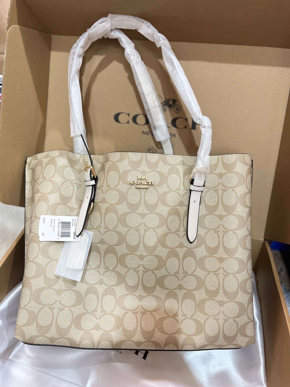 C-O-A-C-H MOLLIE TOTE BAG 34 (CV967) – Women Bag (Cream Off White)