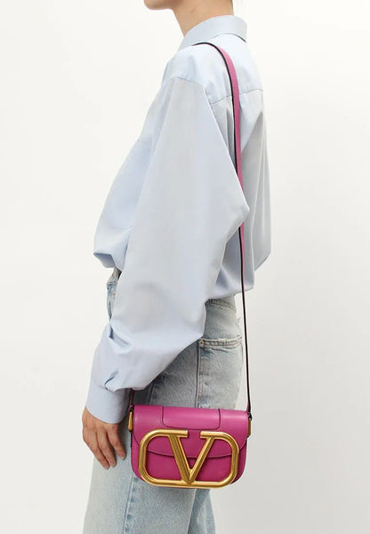 V-a-l-e-n-t-i-n-o Garavani Supervee Small Women Bag (Pink)
