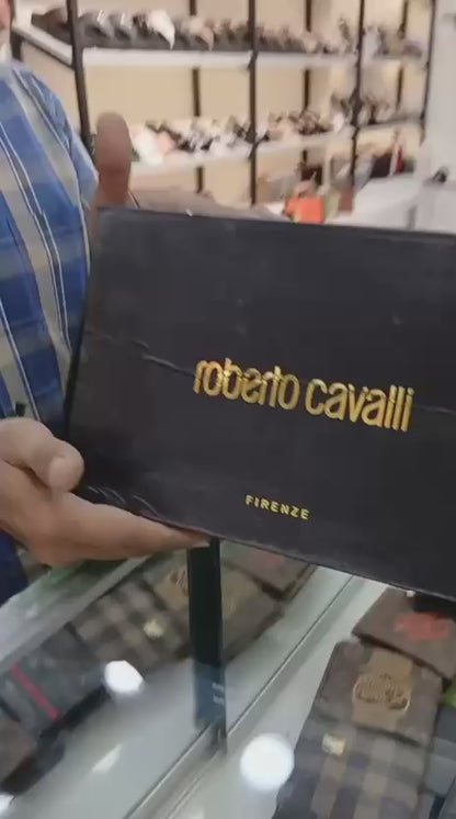 ROBERTO CAVALLI – SIGNATURE LEATHER HANDBAG (Black & Golden)