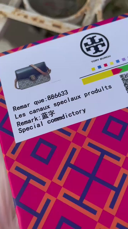 Tory Burch Women Bag – Stylish & Functional Crossbody (Blue)