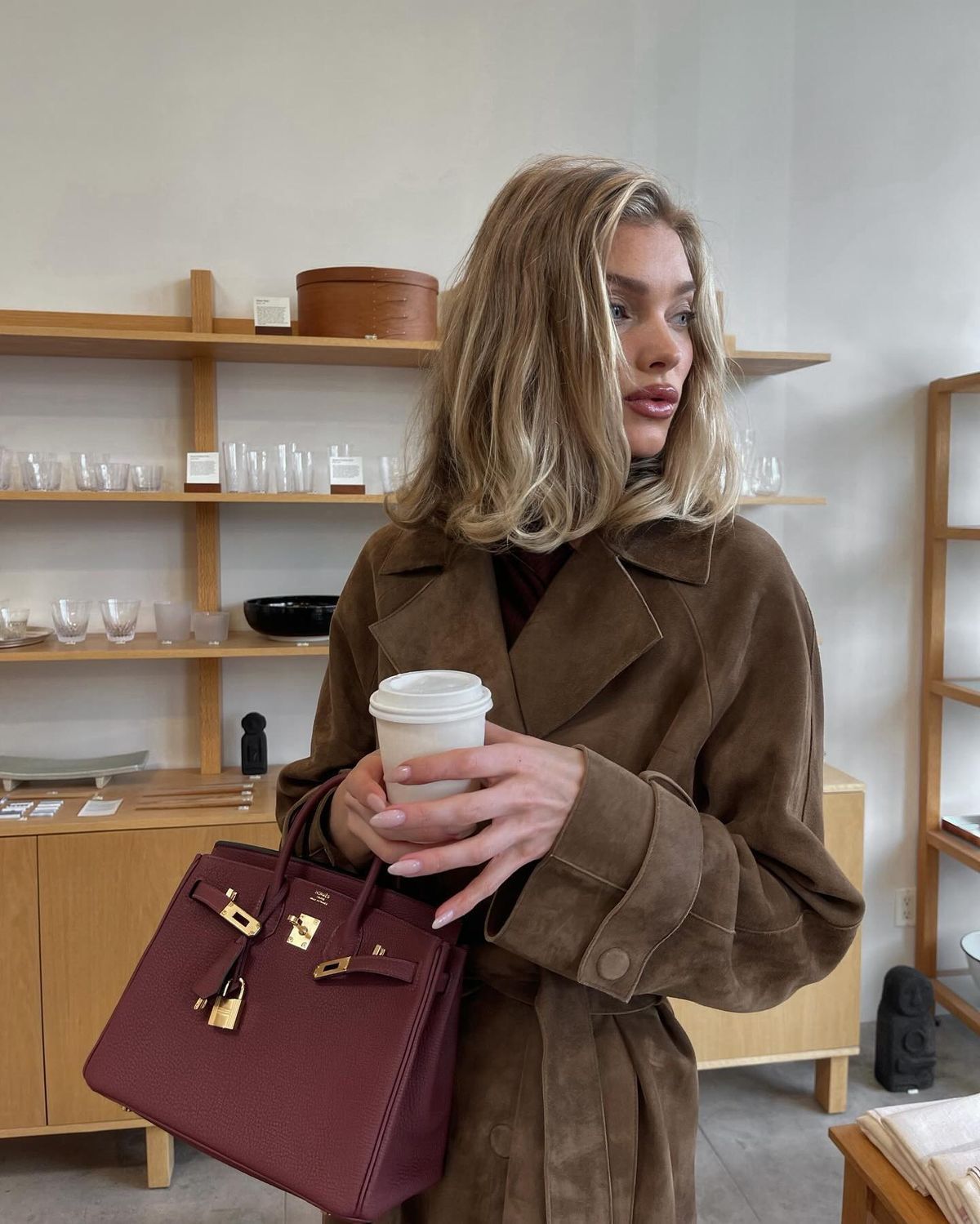 HERMÈS Birkin 25 Bleu Nuit Togo – Women Bag with Gold Hardware | Premium Collection (Maroon)