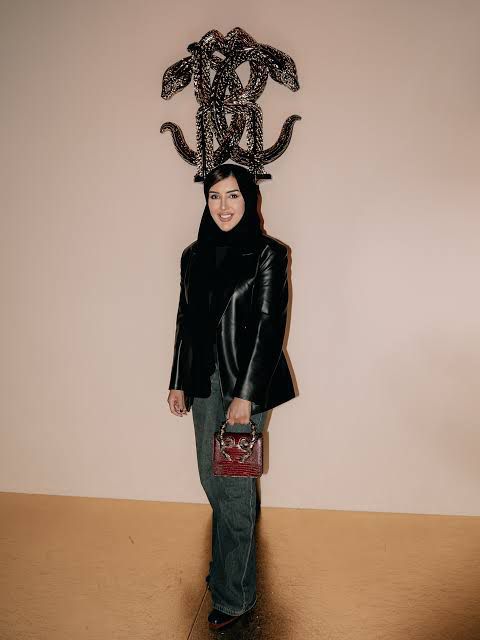 ROBERTO CAVALLI Women Bag – Borsa Bordeaux Con Serpenti | Premium Medium Shoulder & Hand Carry (Red)