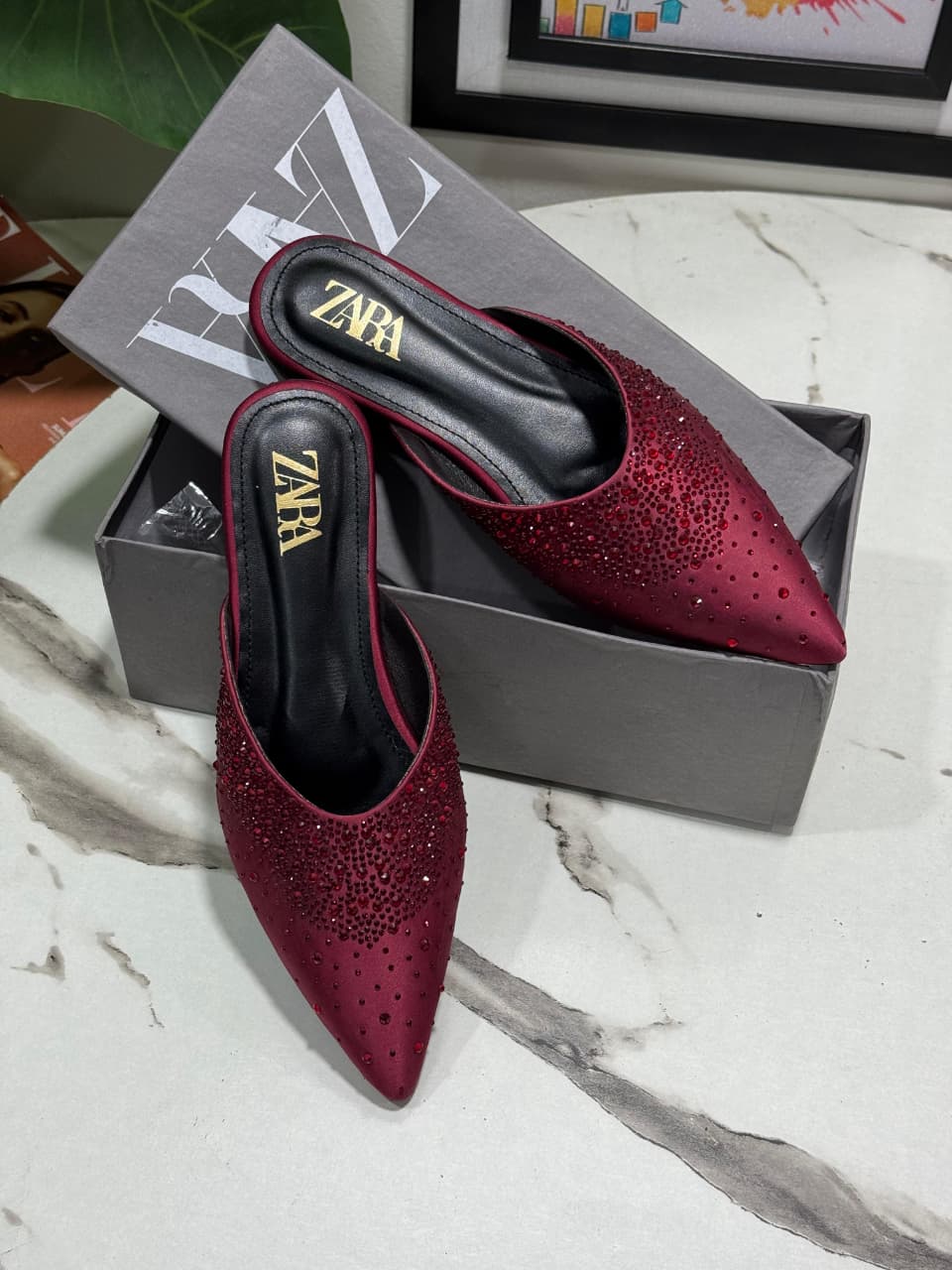 ZARA STONE FLAT – Women Rhinestone Slippers (Red)