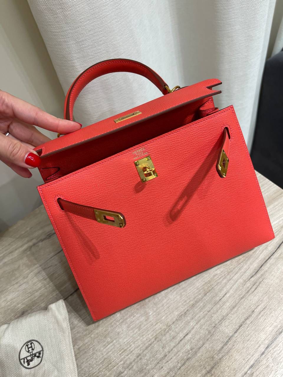 HERMÈS KELLY SELLIER 25CM – Women Bag | Luxury Leather Top Handle & Shoulder Bag (Red)