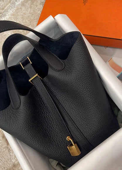 H-E-R-M-È-S Picotin Lock 18 – Iconic Luxe Women Bag (Black)