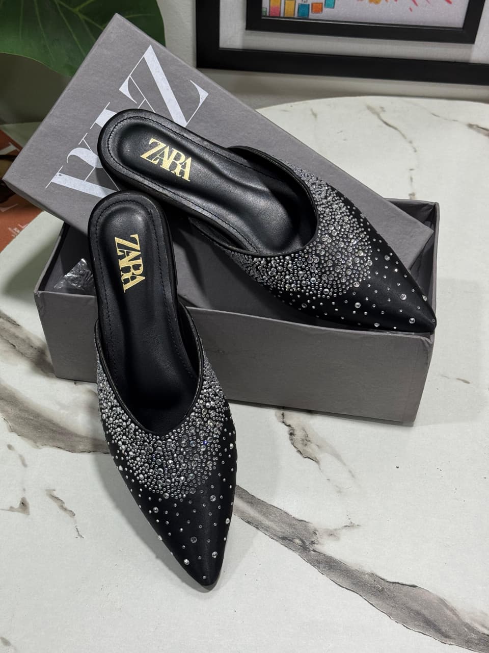 ZARA STONE FLAT – Women Rhinestone Slippers (Silver Black)