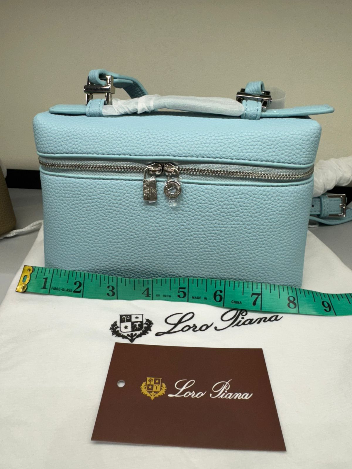 LORO PIANA Extra Pocket L19 Handbag (White)