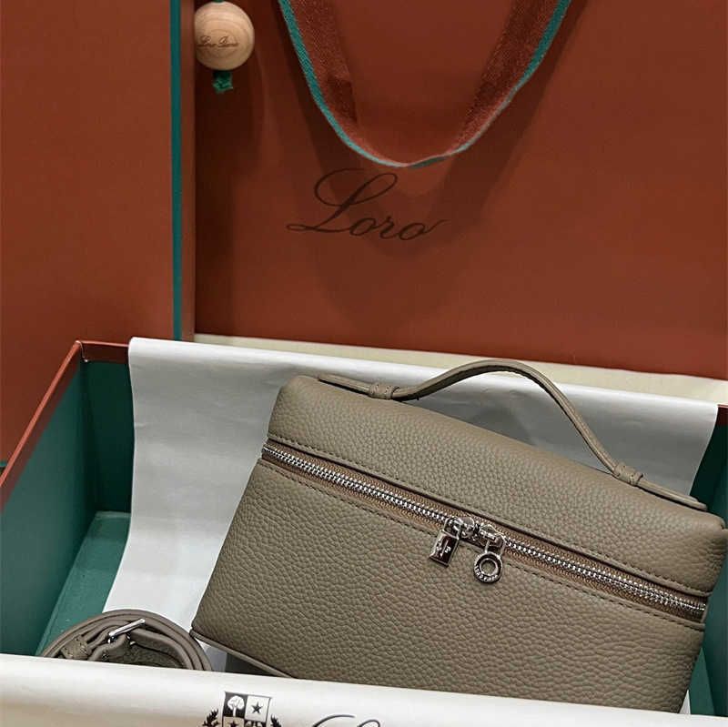 LORO PIANA Extra Pocket L19 Handbag (Taupe)