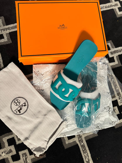 HERMÈS Aloha Slides – Premium Women Footwear (Teal / Sea Green)