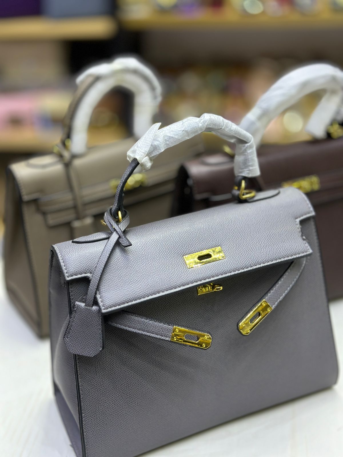 HERMÈS – Women Bag 🇫🇷 (Grey)
