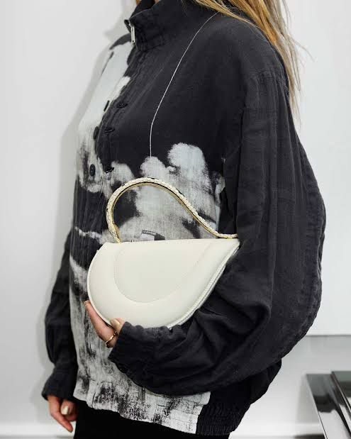 BVLGARI SERPENTI CUORE 1968 – Women Bag | Luxury Top Handle & Crossbody (White)