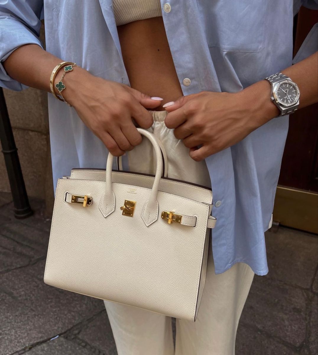 HERMÈS Birkin 25 Bleu Nuit Togo – Women Bag with Gold Hardware | Premium Collection (White)