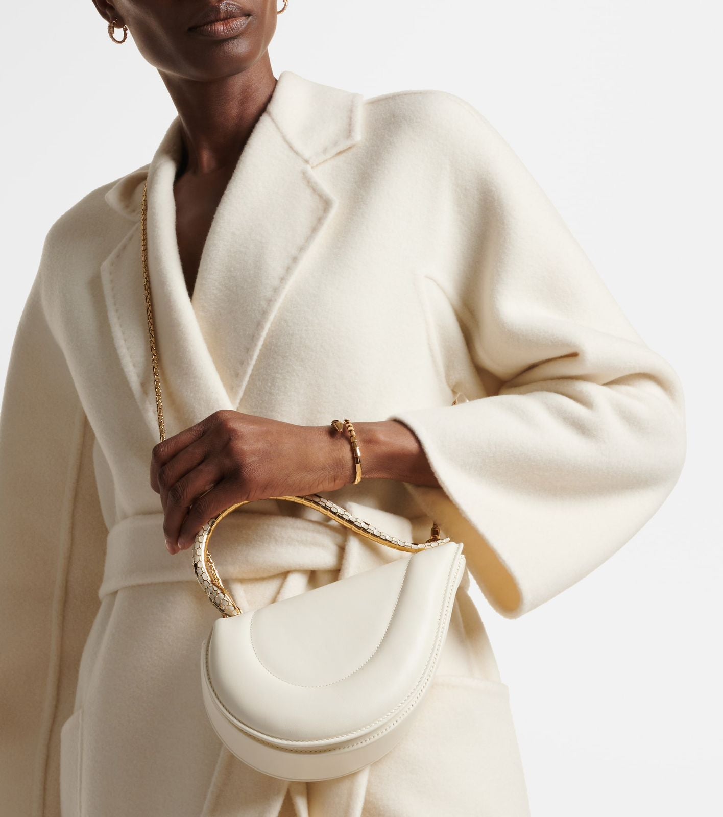 BVLGARI SERPENTI CUORE 1968 – Women Bag | Luxury Top Handle & Crossbody (White)