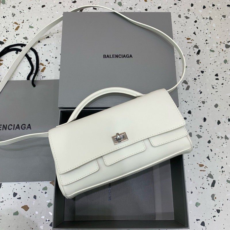 BALENCIAGA BEL AIR – Women Shoulder Bag (White)