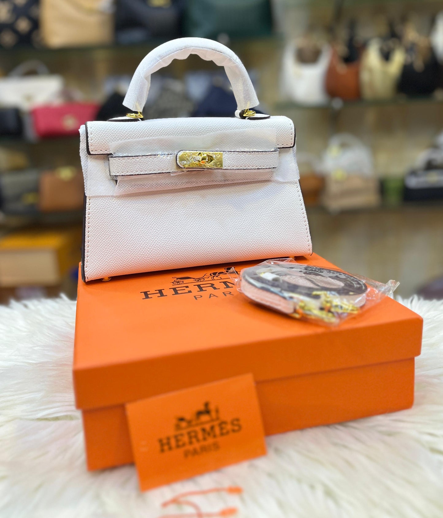 HERMÈS Kelly 20 Mini Women Bag – Elegant PU Leather | Premium Quality with Box & Dust Bag (White)