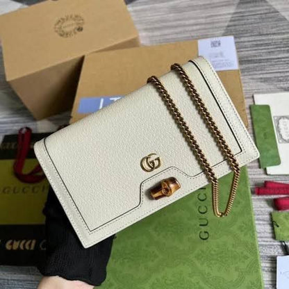 GUCCI DIANA MINI – Women Bag | Bamboo Closure & Leather Chain Shoulder Bag (White)
