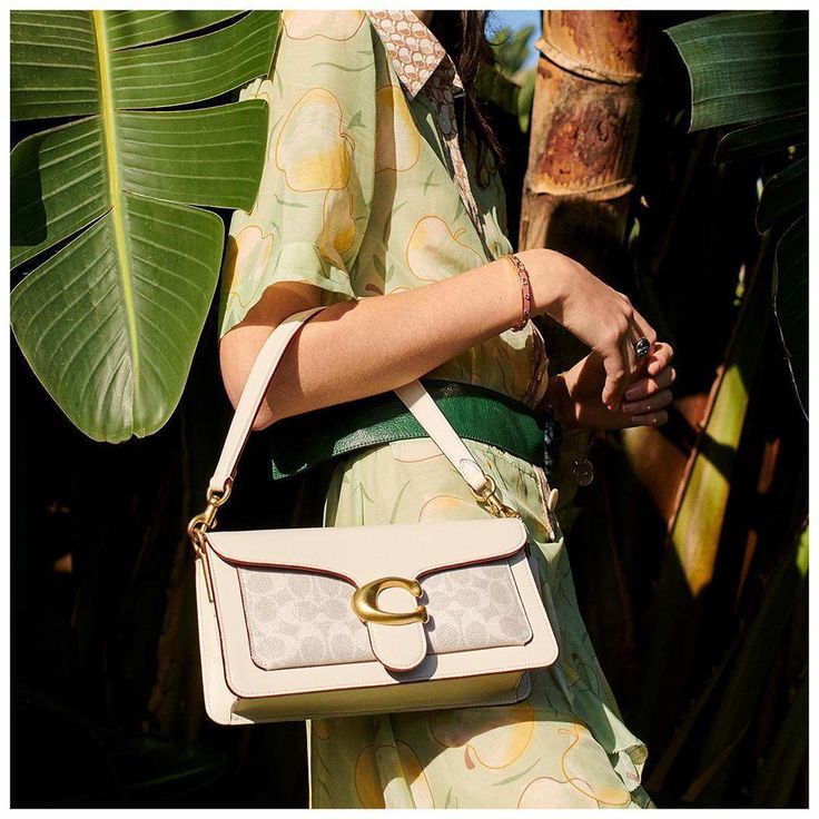 C-O-A-C-H Tabby Shoulder Bag 26 – Blocked Signature Canvas Women Shoulder Bag (White)