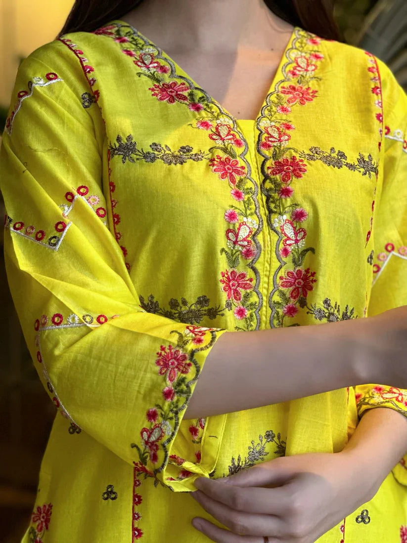 " EMIRE " 2Pcs Stitched Embroidered Suit (Yellow)