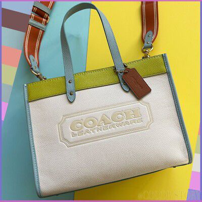 C-O-A-C-H FIELD TOTE 30 COLORBLOCK WITH BADGE – Women Bag (White with Yellow)